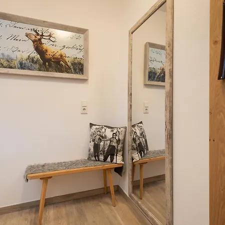 Alpenhof جيرلوس