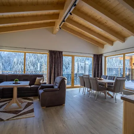 Alpenhof جيرلوس